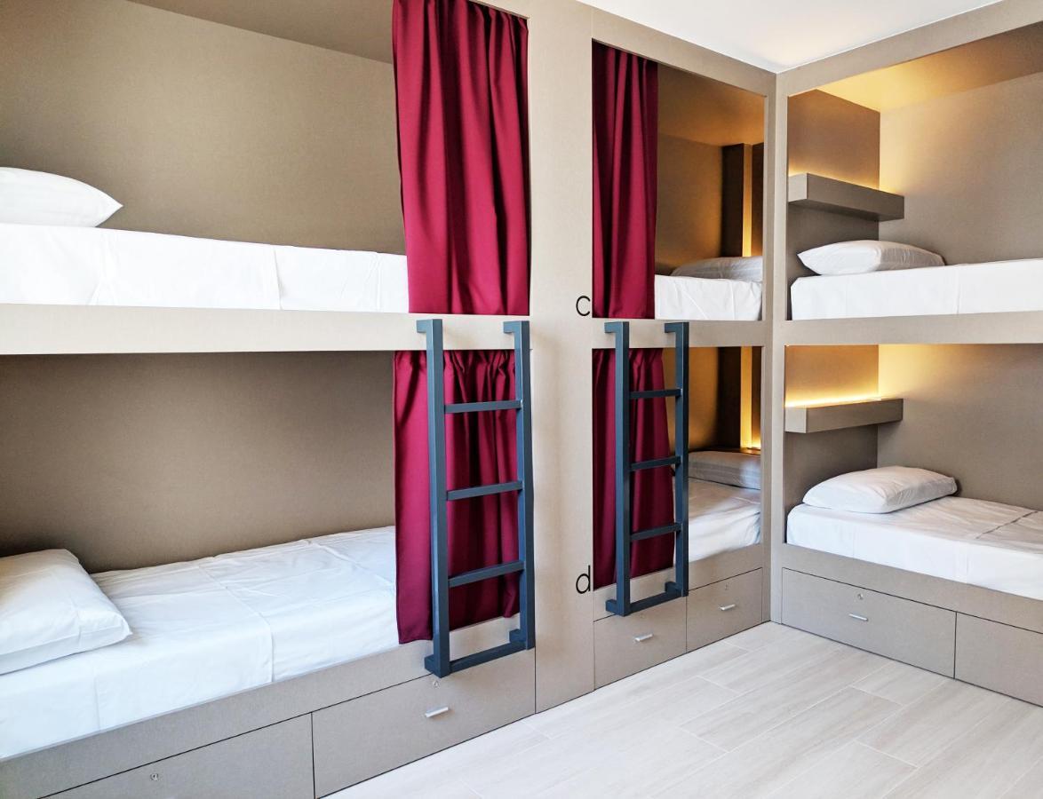 Broz Hostel Granada Szoba fotó